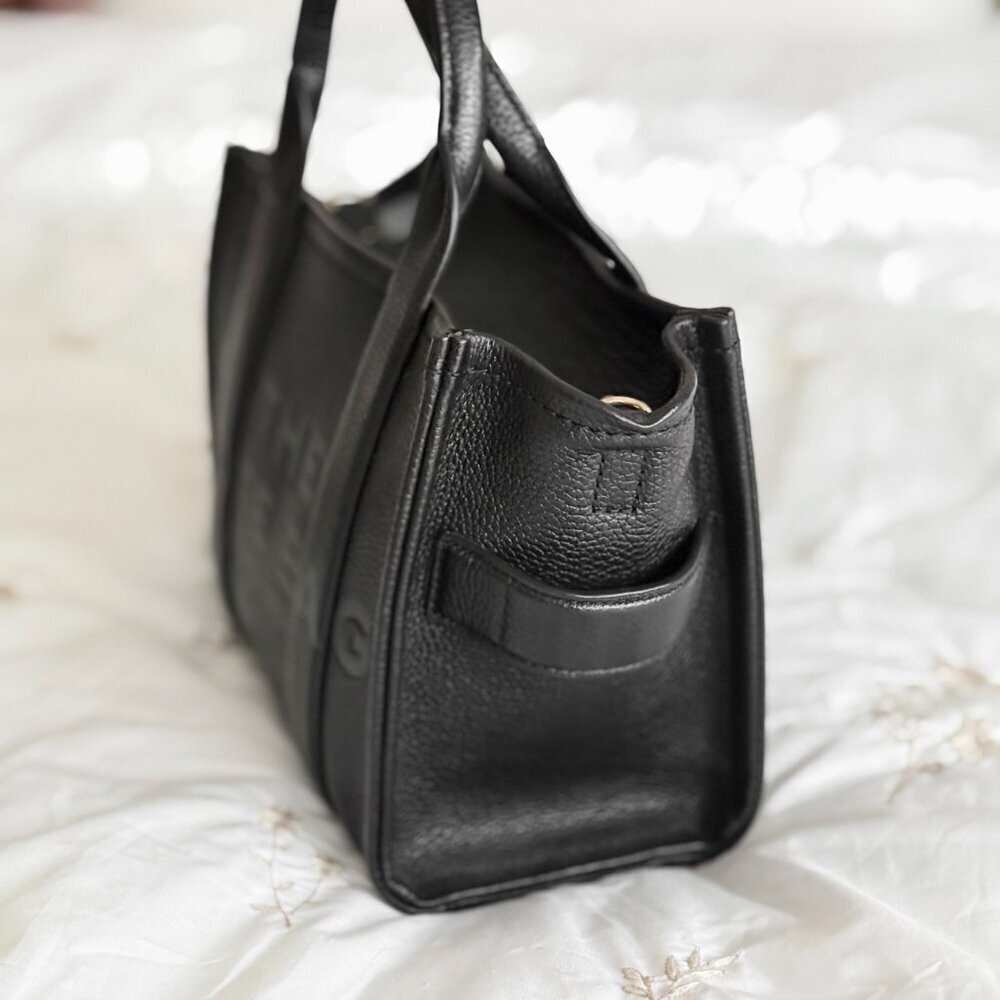 Marc Jacobs The Small Leather Tote Bag w an Extra strap - Picture 5 of 15
